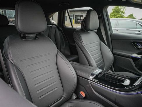 Certified 2025 Mercedes-Benz GLC 350e 4MATIC image 27