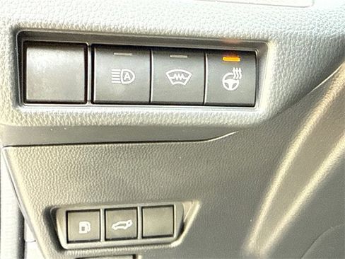 Used 2024 Toyota Prius Limited image 23