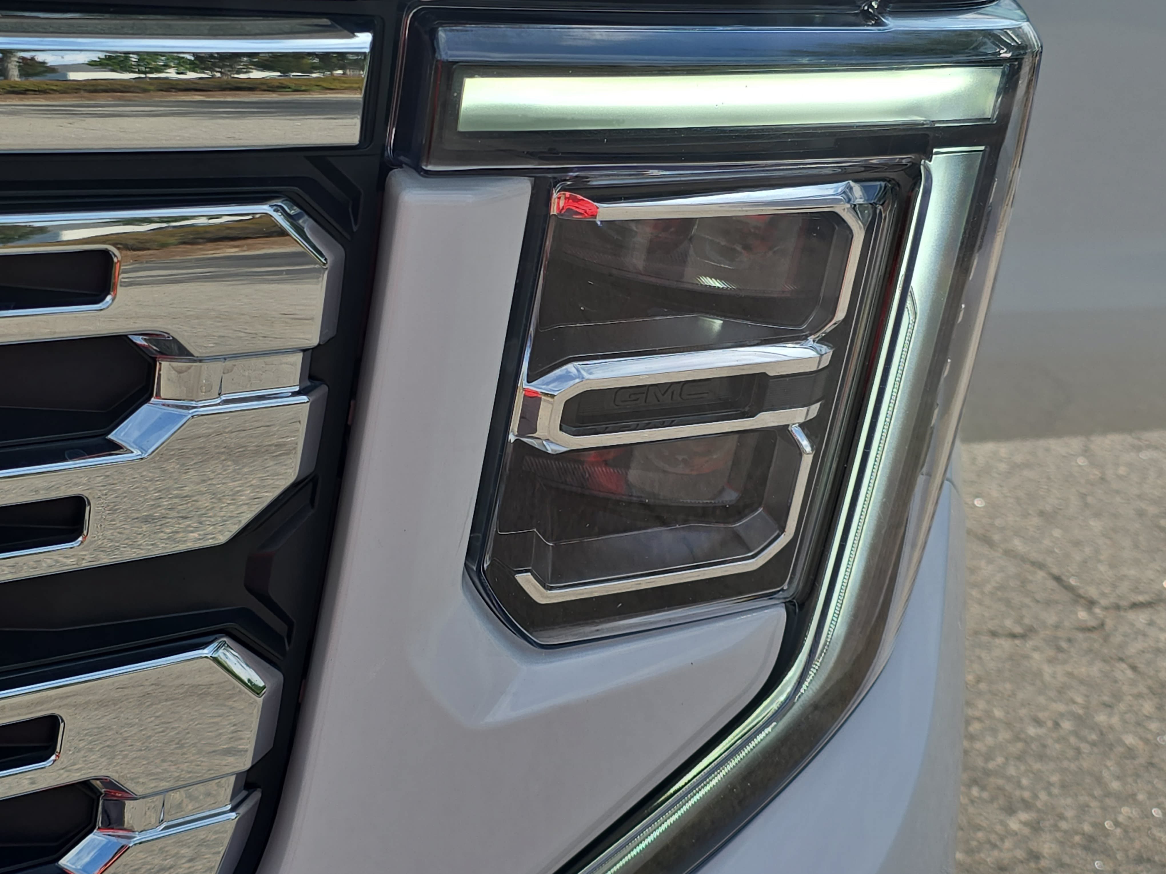 Used 2023 GMC Sierra 1500 Denali w/ Denali Reserve Package AWD/4WD image 31