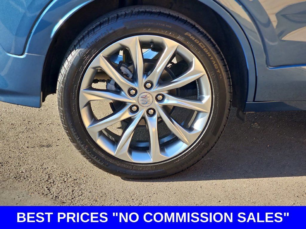 Used 2024 Buick Encore GX Avenir w/ Avenir Convenience Package FWD image 38