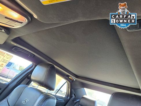 Used 2023 Chrysler 300 S RWD image 11