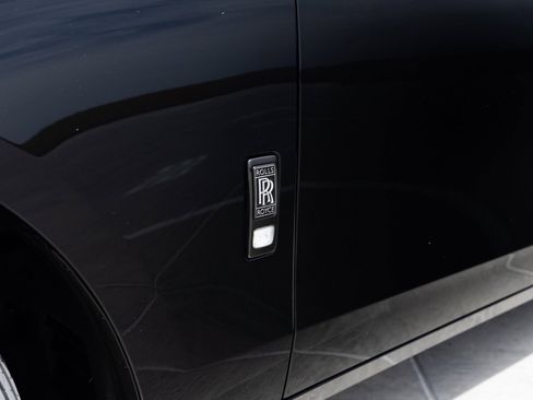 Used 2023 Rolls-Royce Ghost Black Badge w/ Black Badge Ghost Package AWD/4WD image 14