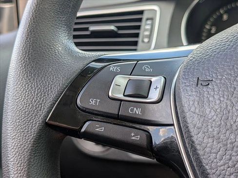 Used 2017 Volkswagen Jetta S FWD image 12