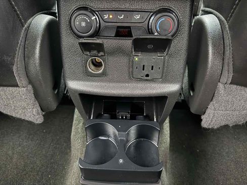 Used 2013 Ford Explorer Limited image 35