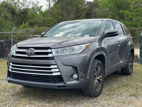 Used 2019 Toyota Highlander Plus image 4