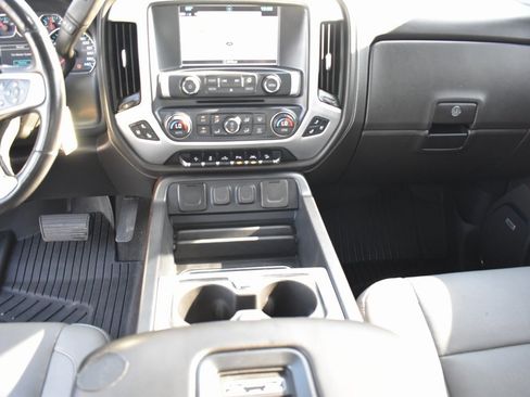 Used 2018 GMC Sierra 1500 SLT image 17
