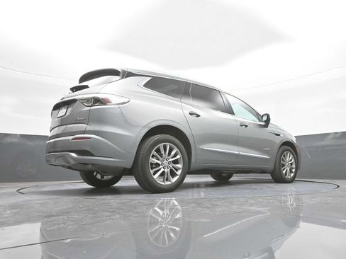 Used 2024 Buick Enclave Avenir AWD/4WD image 48