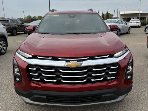 Used 2025 Chevrolet Equinox LT w/ Convenience Package II image 11