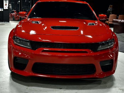 Used 2022 Dodge Charger SRT Hellcat w/ Harman/Kardon Audio Group image 4