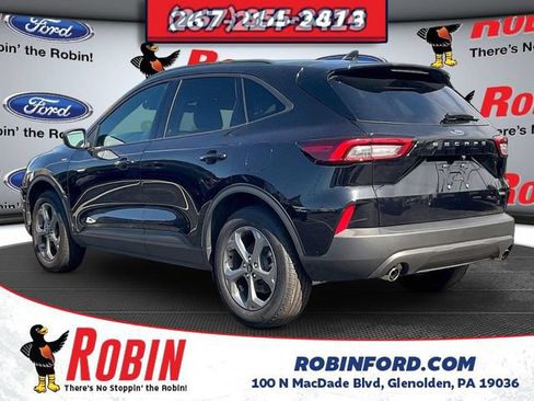 Used 2025 Ford Escape ST-Line Select AWD/4WD image 5