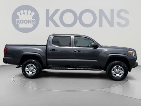 Used 2023 Toyota Tacoma SR AWD/4WD image 8