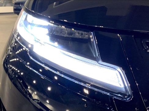 New 2026 Land Rover Range Rover Evoque Dynamic SE image 13