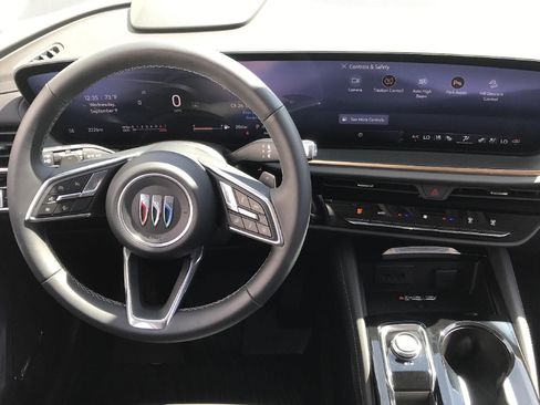 Used 2026 Buick Envision Avenir AWD/4WD image 13