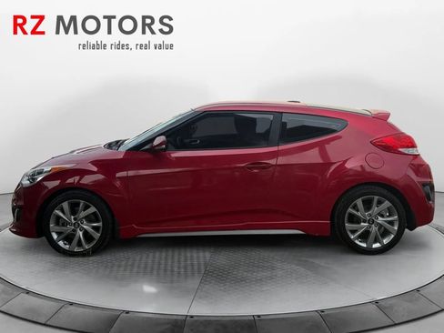Used 2015 Hyundai Veloster Turbo FWD image 13
