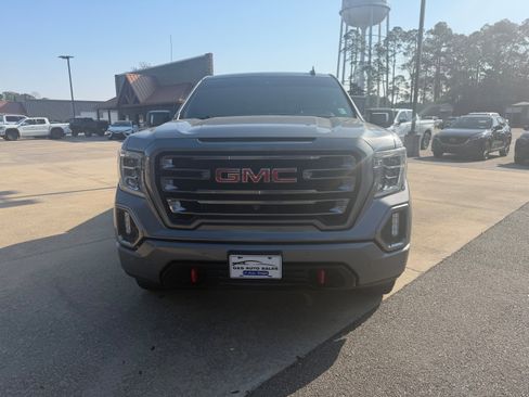 Used 2019 GMC Sierra 1500 AT4 w/ AT4 Premium Package AWD/4WD image 2