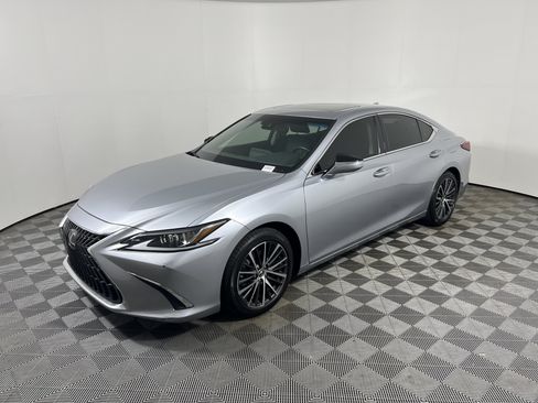 Used 2023 Lexus ES 350 w/ Premium Package FWD image 9