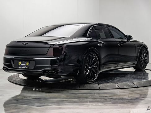 Used 2022 Bentley Flying Spur V8 AWD/4WD image 17