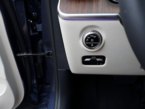 Certified 2025 Mercedes-Benz C 300 C 300 image 37