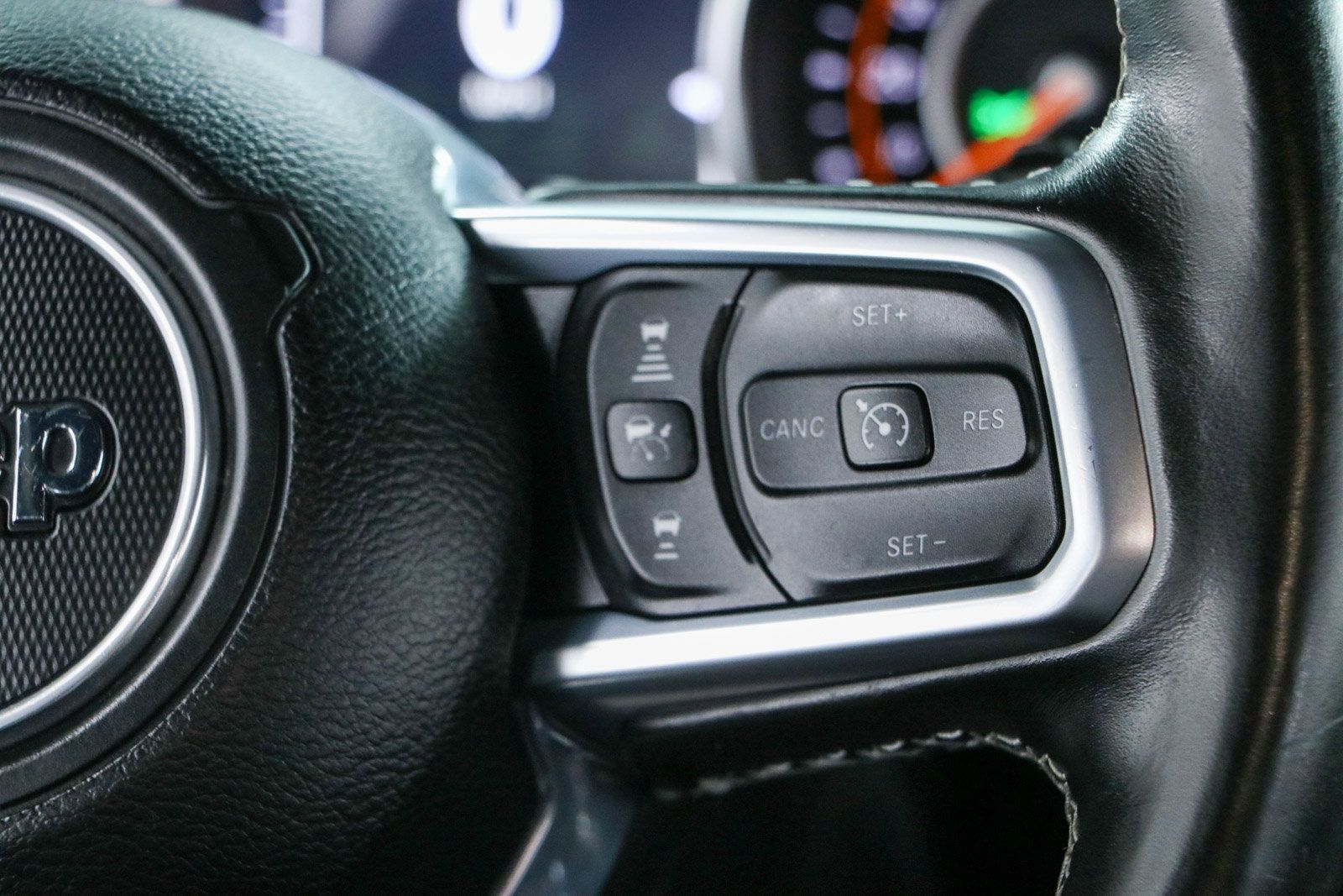 Used 2021 Jeep Wrangler Unlimited Sahara AWD/4WD image 16