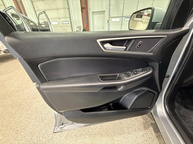 Used 2023 Ford Edge SEL w/ Convenience Package AWD/4WD image 9
