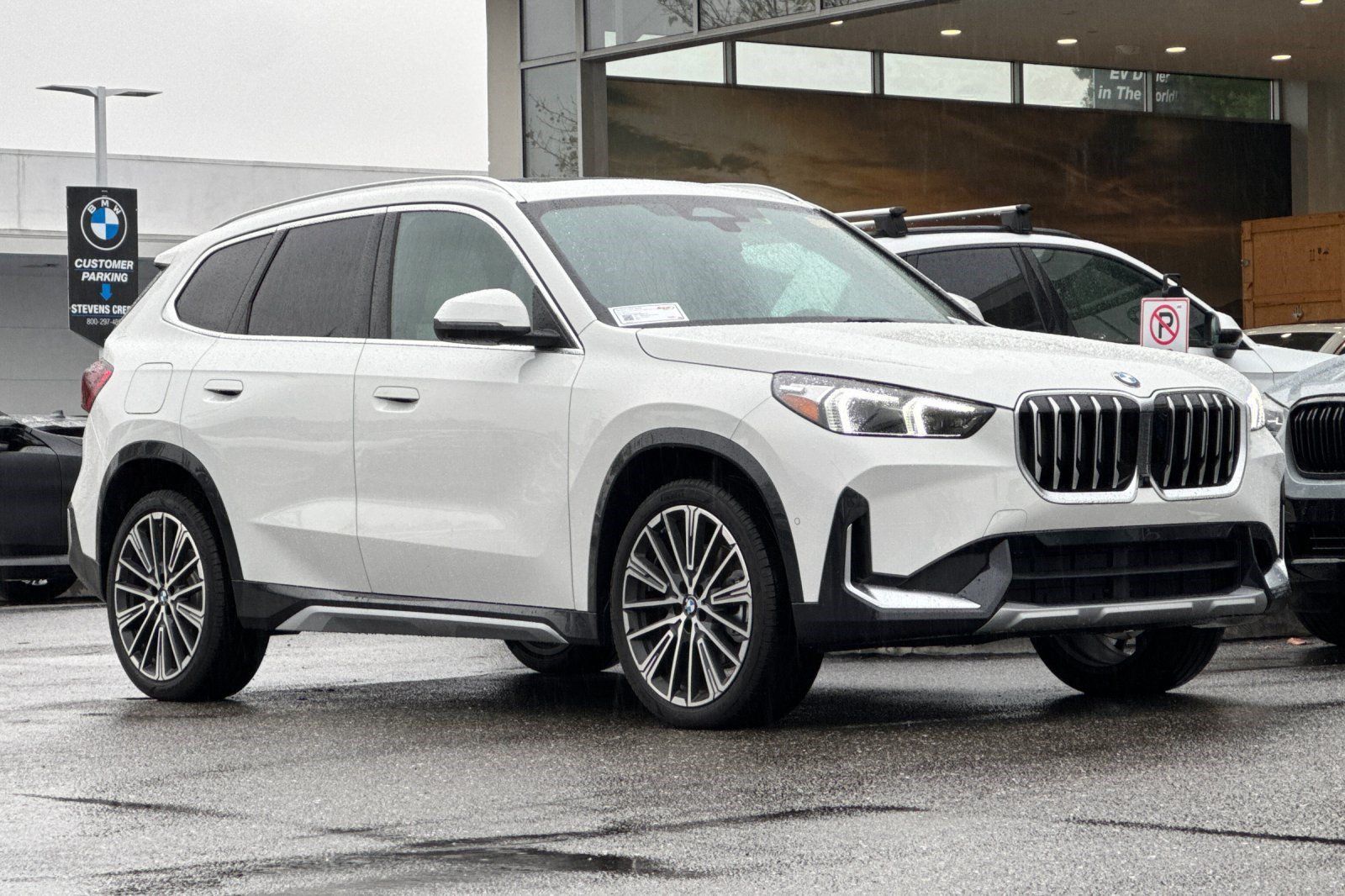 Used 2026 BMW X1 xDrive28i w/ Technology Package AWD/4WD image 6