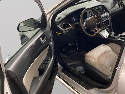 Used 2017 Hyundai Sonata Sport 2.0T image 14