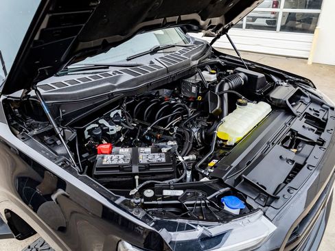 Used 2025 Ford F150 Lariat w/ Equipment Group 501A Mid image 41