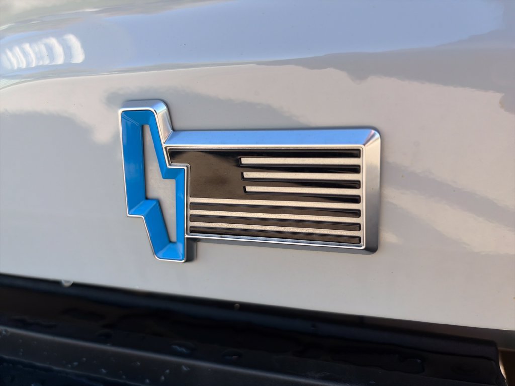 Used 2024 Ford F150 Lightning XLT AWD/4WD image 8