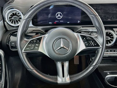 Used 2025 Mercedes-Benz CLA 250 4MATIC image 18