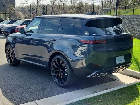 New 2026 Land Rover Range Rover Sport SE AWD/4WD image 12