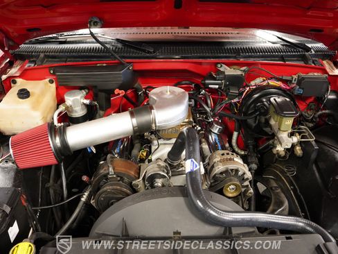 Used 1992 Chevrolet Silverado 1500 2WD Regular Cab image 3