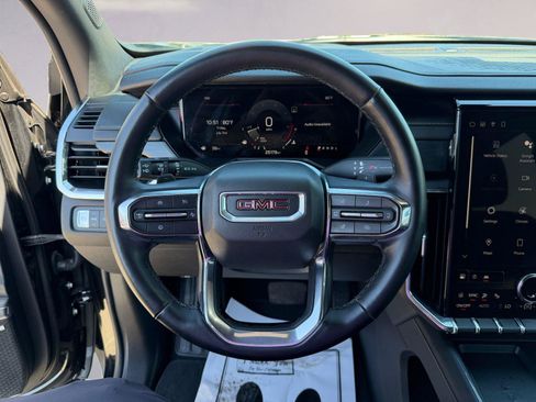 Used 2024 GMC Acadia Elevation w/ Trailering Package FWD image 12