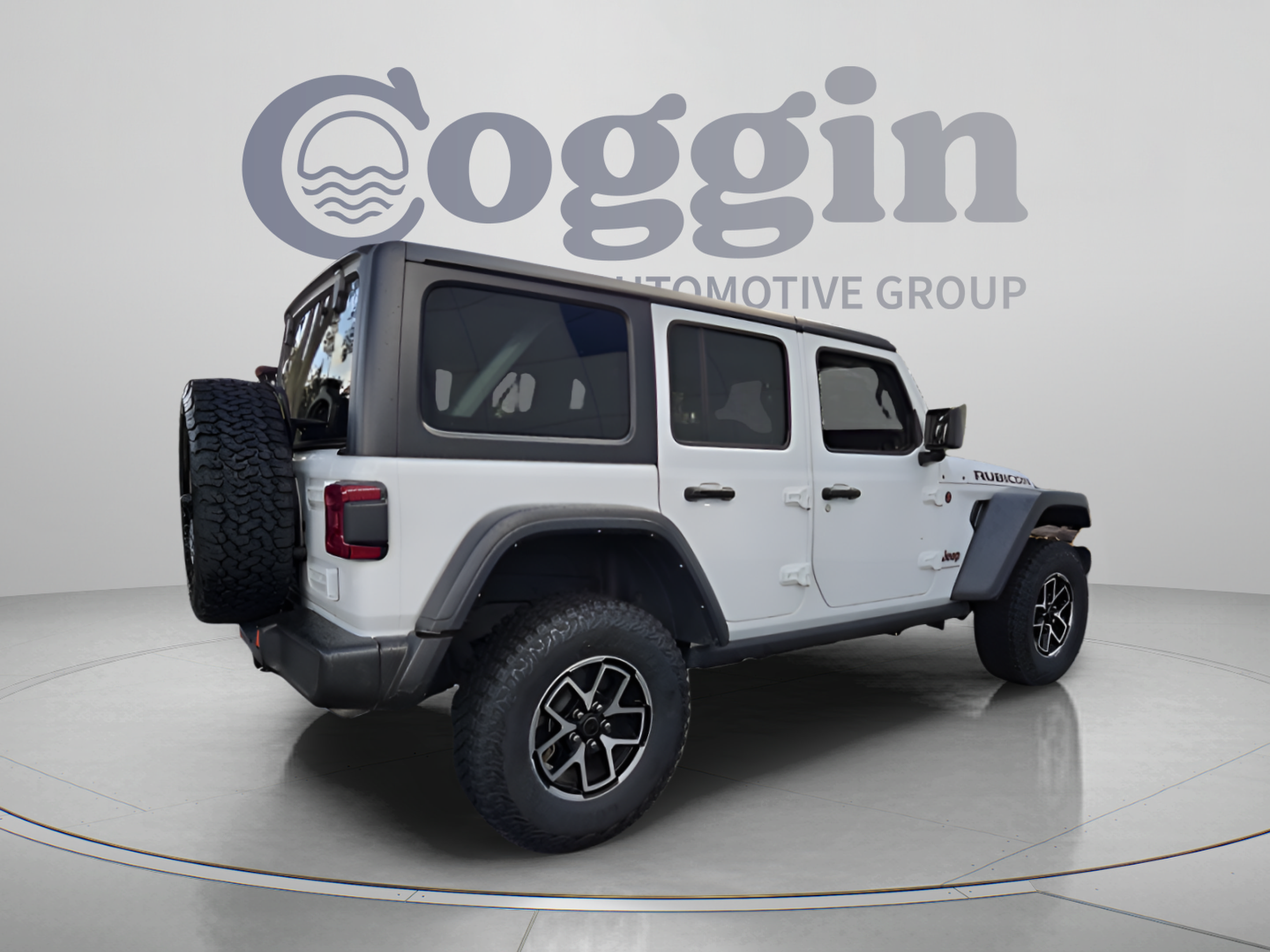 Used 2025 Jeep Wrangler Unlimited Rubicon AWD/4WD image 5