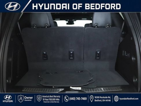 Used 2025 GMC Yukon Denali AWD/4WD image 38