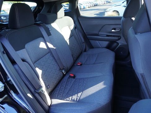 New 2026 Nissan Kicks SV w/ SV Premium Package FWD image 9