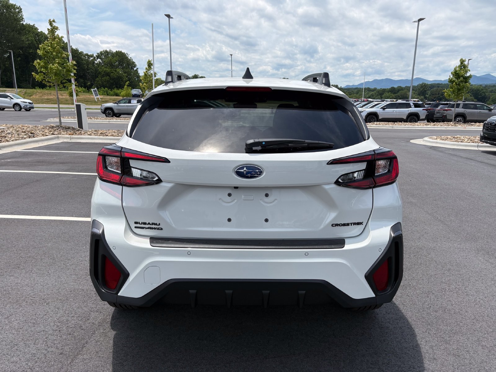 New 2026 Subaru Crosstrek 2.5i Limited w/ Popular Package #3A AWD/4WD image 8