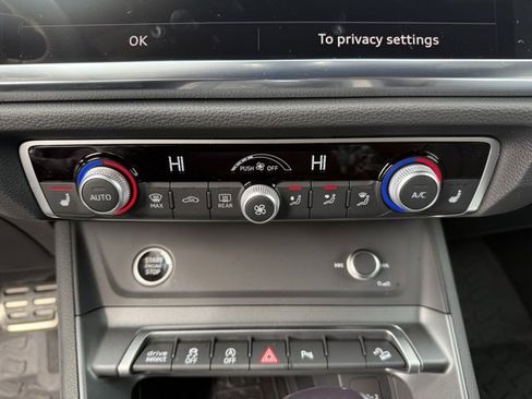 Used 2025 Audi Q3 2.0T Premium Plus w/ Premium Plus Package image 17