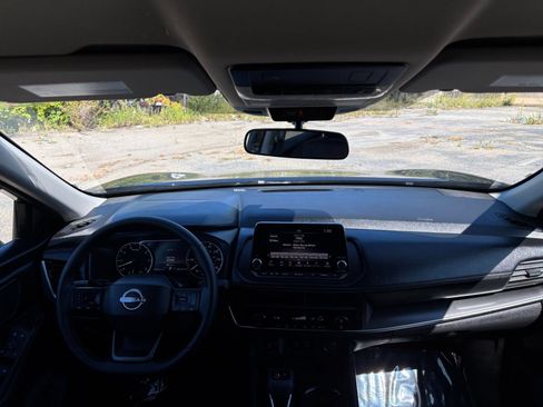 Used 2026 Nissan Rogue SV AWD/4WD image 31