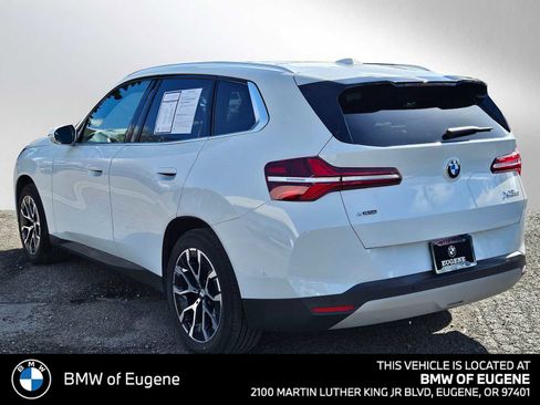 Used 2025 BMW X3 xDrive30i w/ Premium Package AWD/4WD image 5