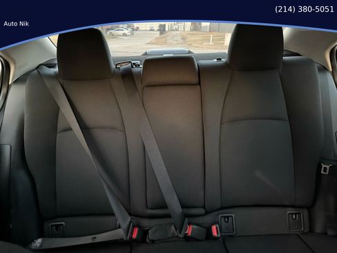 Used 2025 Toyota Corolla LE FWD image 22
