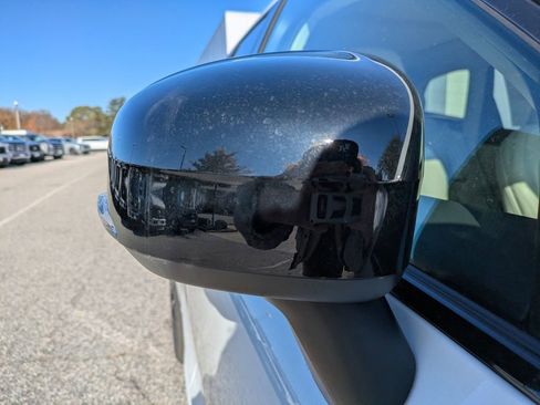 New 2026 Volvo XC60 B5 Ultra w/ Protection Package Premier image 12