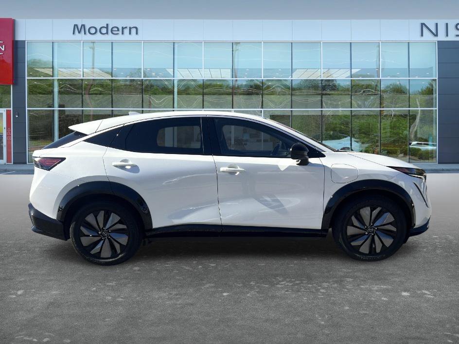 Certified 2025 Nissan Ariya FWD image 4