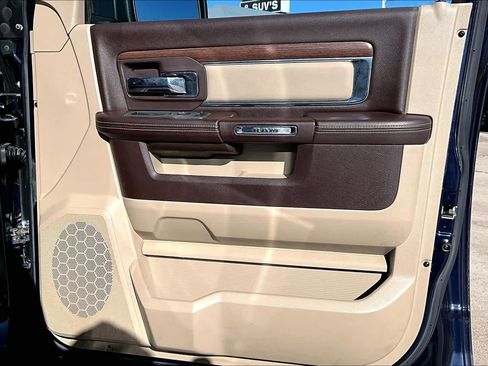 Used 2013 RAM 1500 Laramie w/ Convenience Group image 14