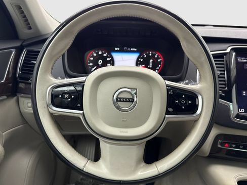 Used 2016 Volvo XC90 T6 Momentum w/ Protection Package Plus AWD/4WD image 19