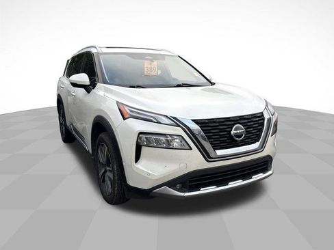 Used 2021 Nissan Rogue Platinum FWD image 3
