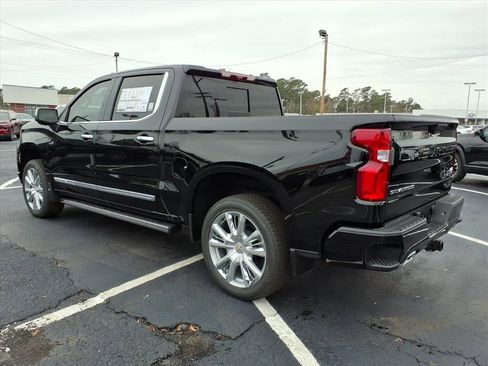 New 2026 Chevrolet Silverado 1500 High Country w/ High Country Premium Package image 5