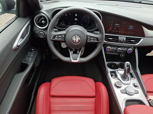 New 2026 Alfa Romeo Giulia AWD w/ Driving Assist Package image 7