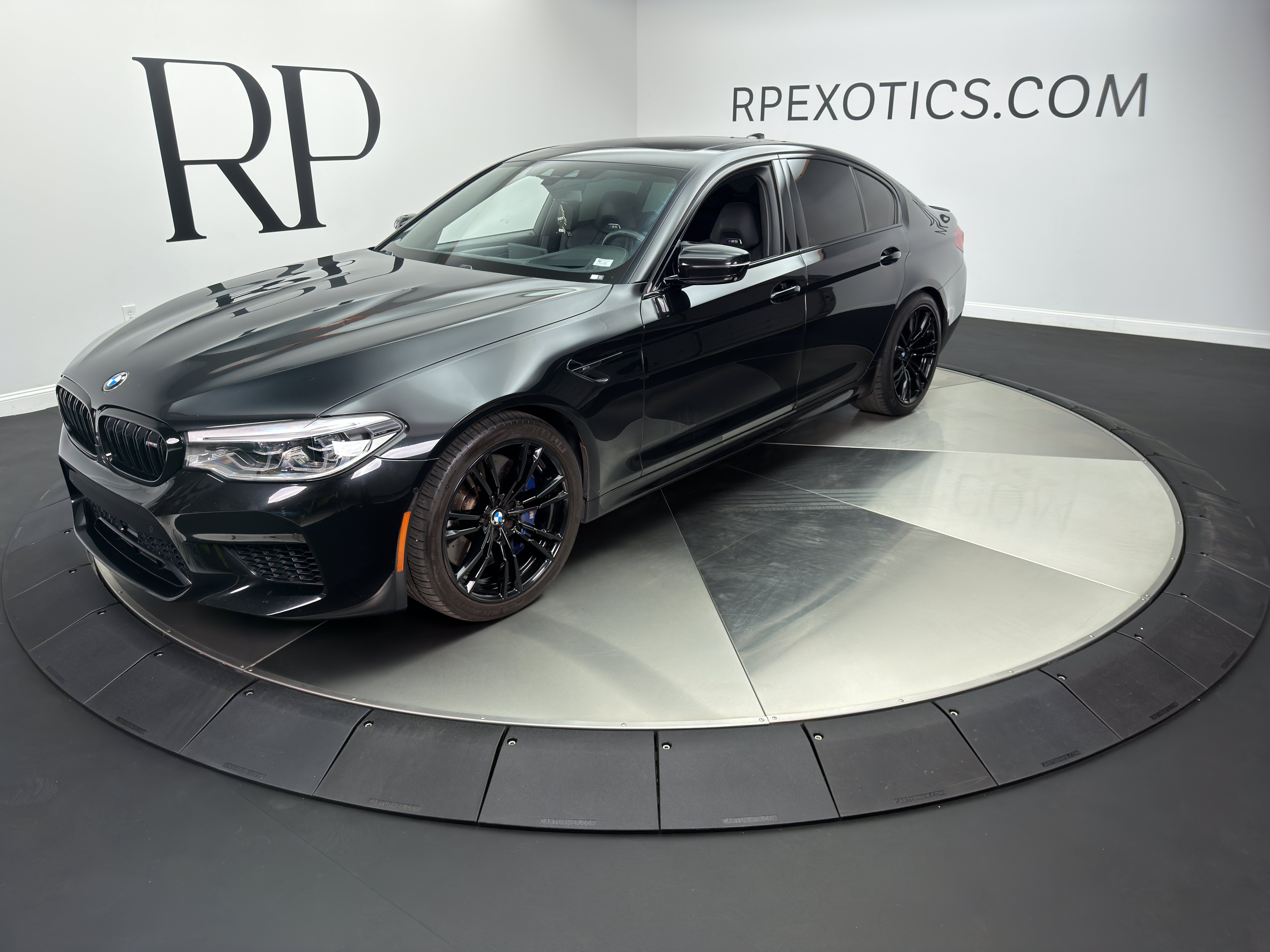 Used 2020 BMW M5 w/ Executive Package AWD/4WD image 1