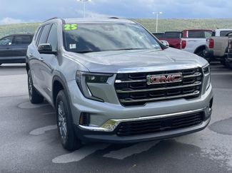 Used 2025 GMC Acadia Elevation AWD/4WD video 1