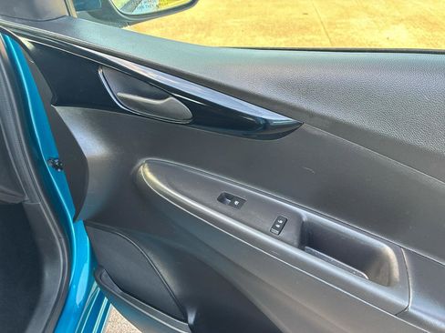 Used 2020 Chevrolet Spark LT image 26